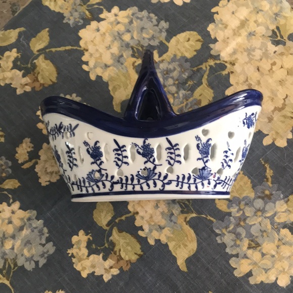 Basket - Picture 2 of 2